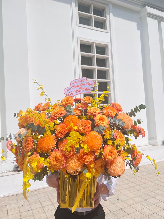Sắc cam rực rỡ - cá tính